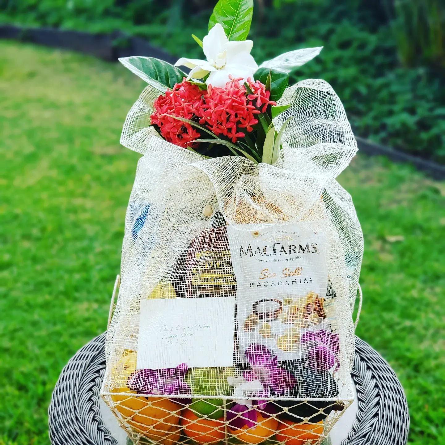 Aloha Gift Basket Regular