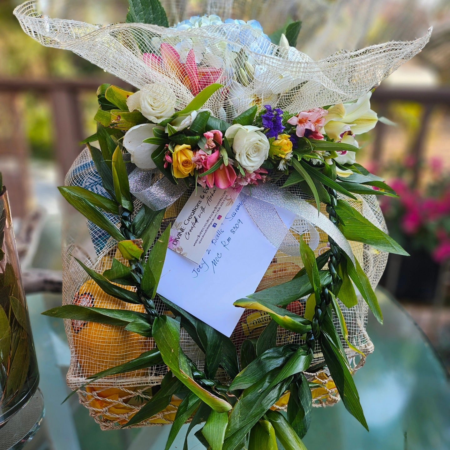 Aloha Gift Basket DeLuxe