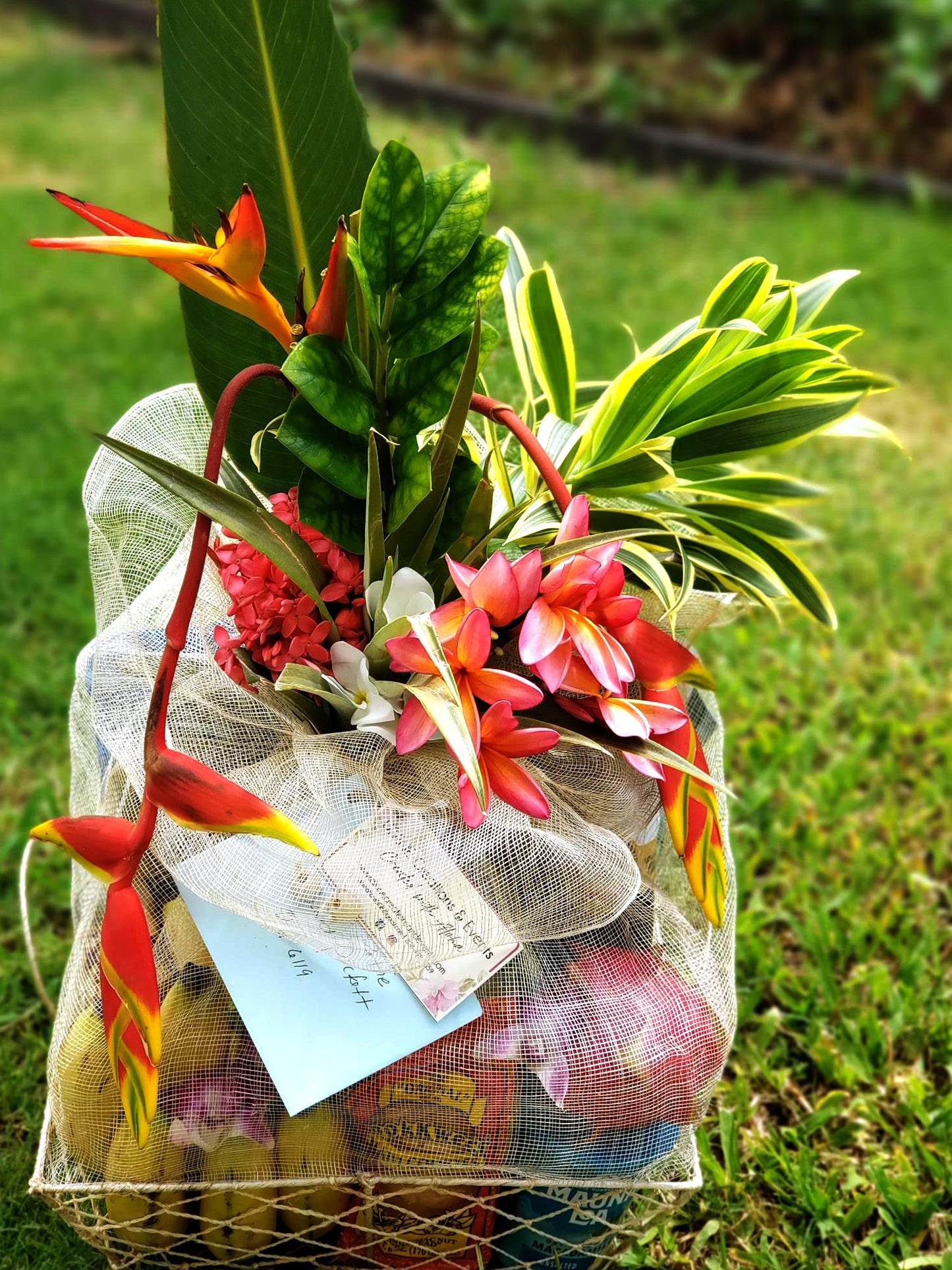 Aloha Gift Basket Regular